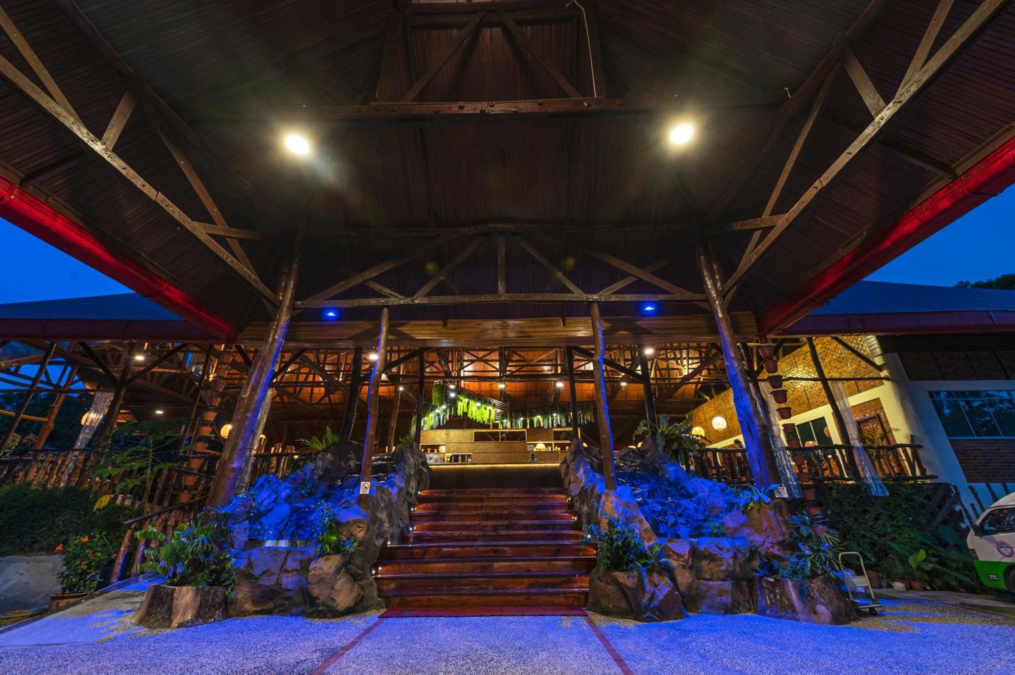 Borneo Sepilok Rainforest Resort Esterno foto
